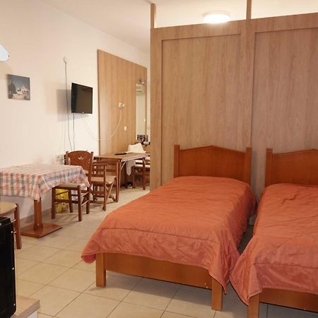 Aeriko Hotel Apartments Agia Marina  외부 사진