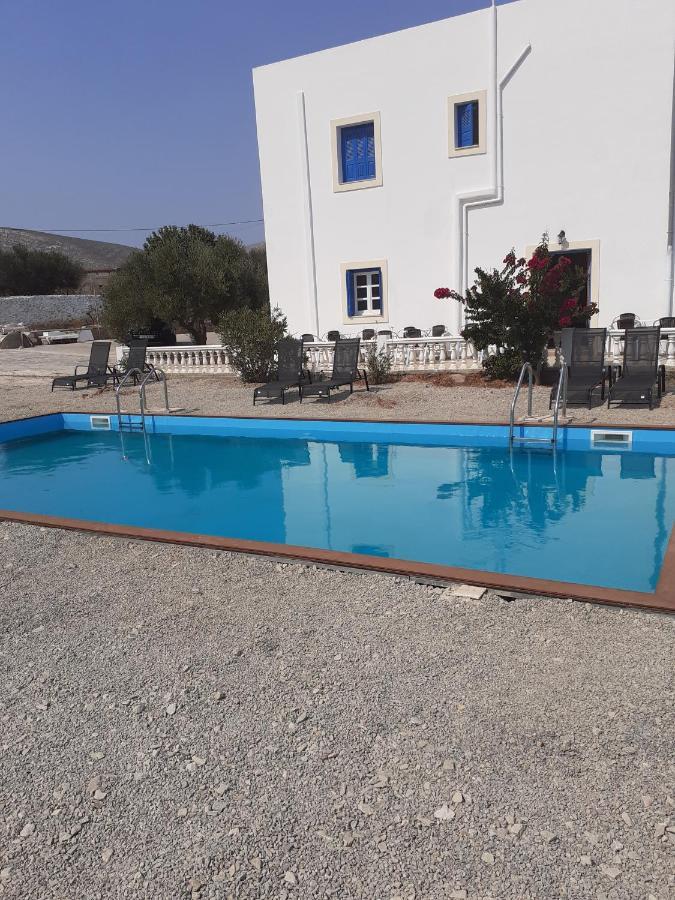 Aeriko Hotel Apartments Agia Marina  외부 사진