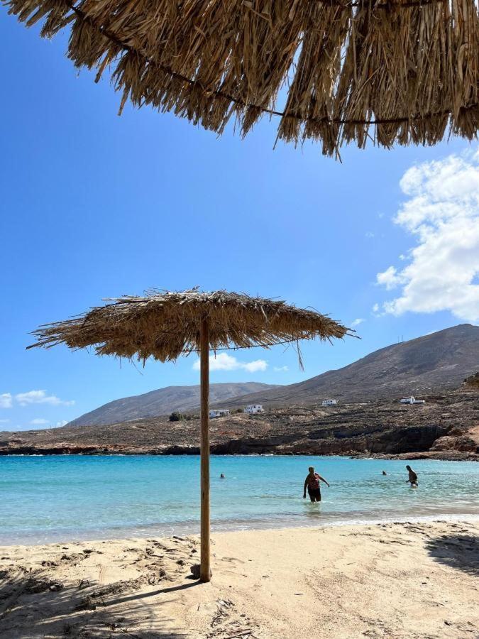 Aeriko Hotel Apartments Agia Marina  외부 사진